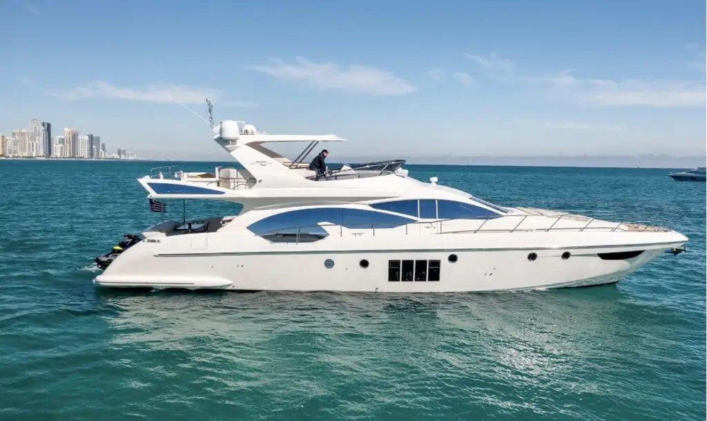 70′ Azimut + Jetski + Water Toys + Hawaii Vacation